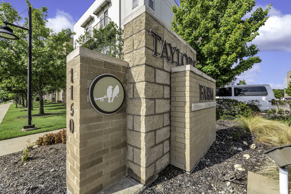 Apartments In Dallas Tx Taylors Farm Apartments 214 339 2664